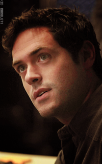 Brendan Hines 5zEFYK7A