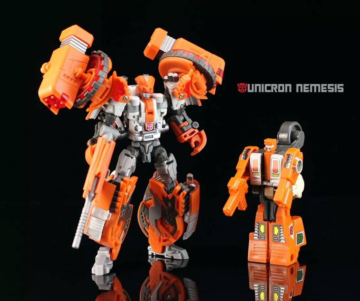 [Combiners Tiers] MAKETOYS QUANTRON aka COMPUTRON - Sortie Aout 2014 6hXUXU8I