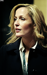 Gillian Anderson 7C6mMIrF