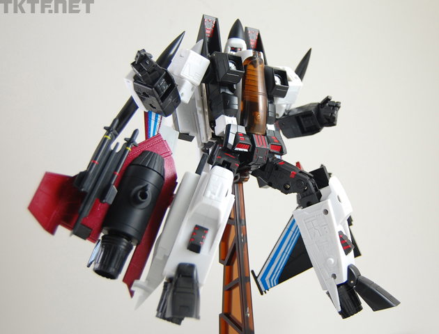 [Masterpiece Tiers] IGEAR PP03J JET aka RAMJET- Sortie Mai 2011 7JjfjGfC