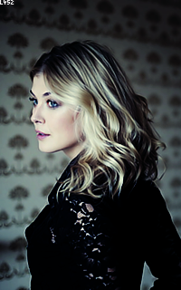 Rosamund Pike 7ghu2kCO