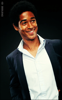 Alfred Enoch  8Uoggq4S