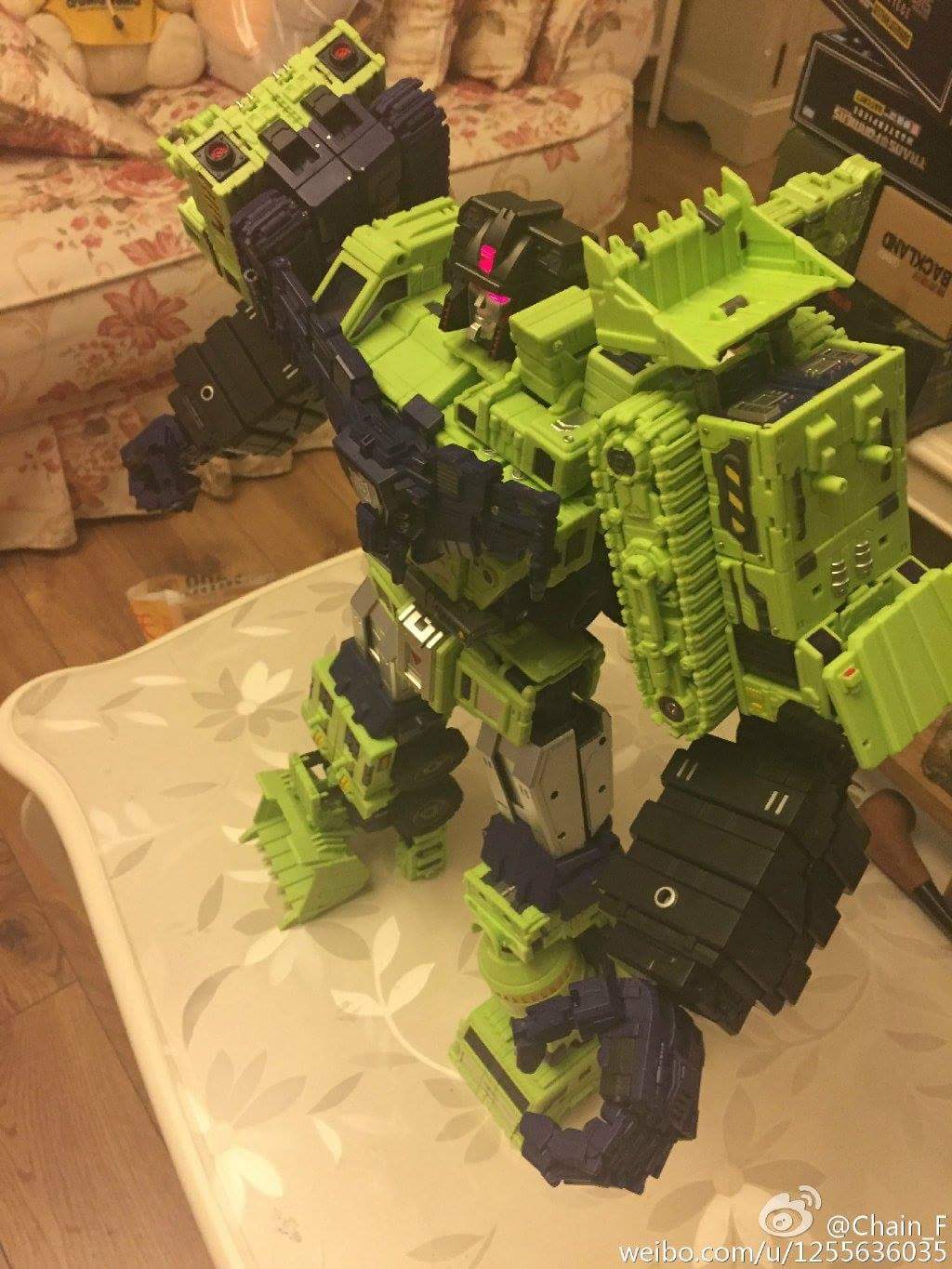 [Combiners Tiers] TOYWORLD TW-C CONSTRUCTOR aka DEVASTATOR - Sortie 2016 - Page 16 8jOHofJ7