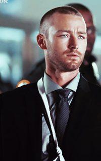 Jake Mclaughlin 93XRX1ij