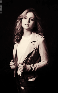 Rose McIver 99Tj6noU