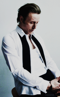 Mads Mikkelsen 9yPpbeTE