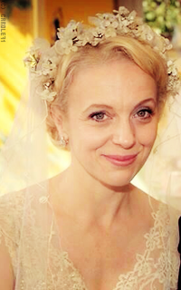 Amanda Abbington A66qqXuZ