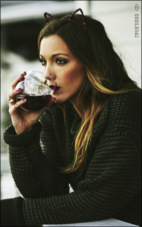 Katie Cassidy ARYHLJe2