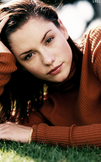 Chyler Leigh AluTq2Cf