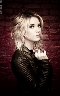 Ashley Benson ByS6qHOR