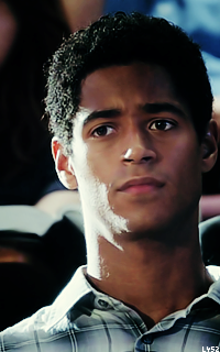 Alfred Enoch  C0buudW9