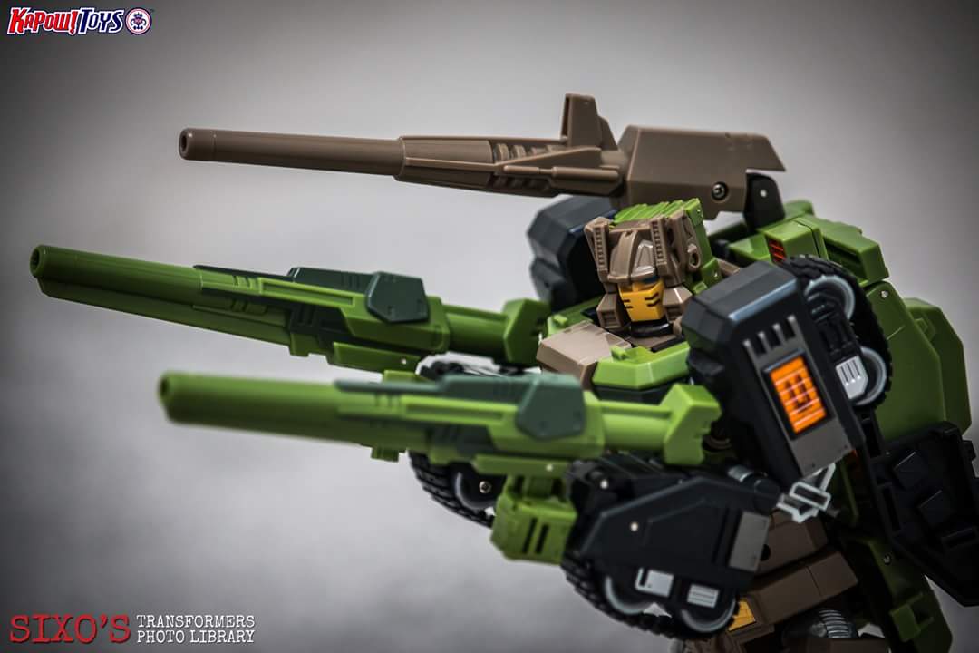 [Masterpiece Tiers] MAKETOYS MTRM-04 IRON WILL aka HARDHEAD - Sortie Fevrier 2016 - Page 3 CFEcBY0e