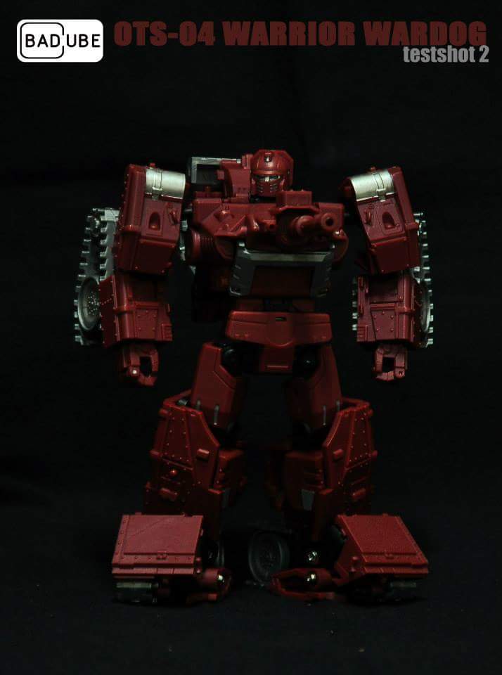 [Masterpiece Tiers] BADCUBE OTS-04 WARDOG aka WARPATH - Sortie Mai 2015 - Page 2 CVOueDZh