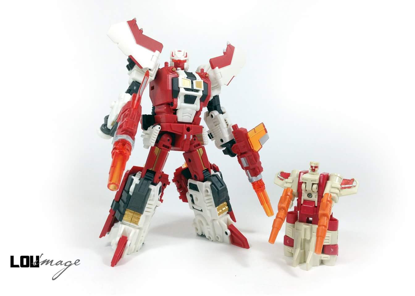 [Warbotron] Produit Tiers - Jouet WB03 aka Computron - Page 4 CgnTQjml