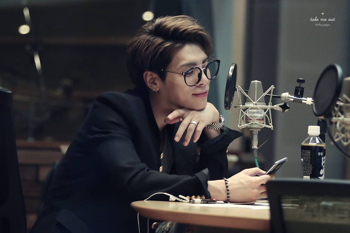 [IMG/160924] Jonghyun @ Blue Night Garden Studio Ci940fDa