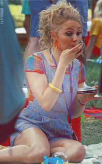 Annasophia Robb CvZ3uvj5