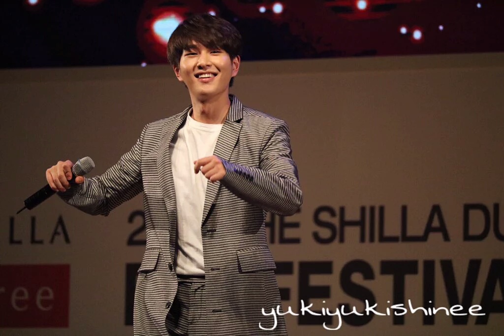 [IMG/160625] SHINee @ The Shilla Duty Free Fan Event D2fG5g0W