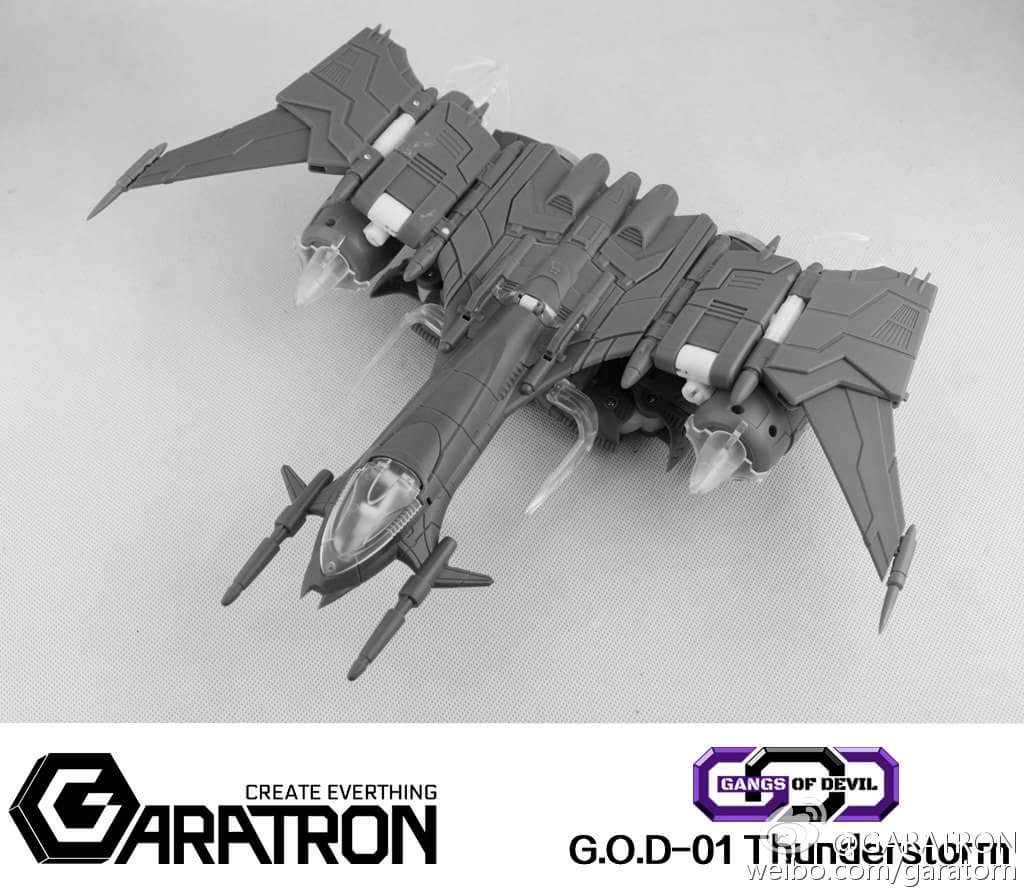 [Garatron] Produit Tiers - Gand of Devils G.O.D-01 Thunderstorm - aka Thunderwing des BD TF d'IDW D40PN9ED