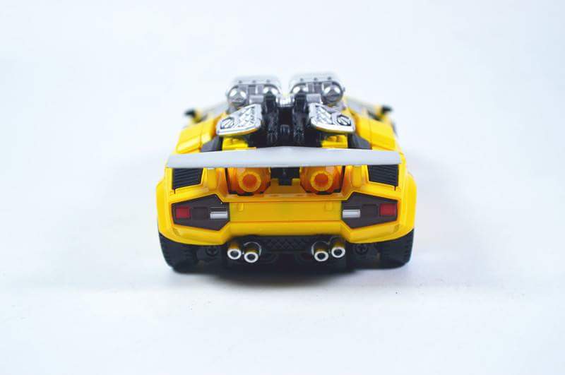 [Omnigonix] Produit Tiers - Jouet V-01 Spinout - aka Sunstreaker/Solo - Page 3 DCkR4sRj