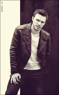 Nicholas Hoult DTqlw6Fi