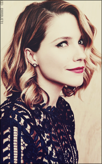 Sophia Bush DU8AbzR1