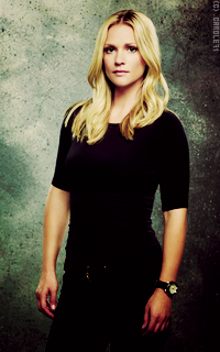 AJ Cook DZk3R8sO