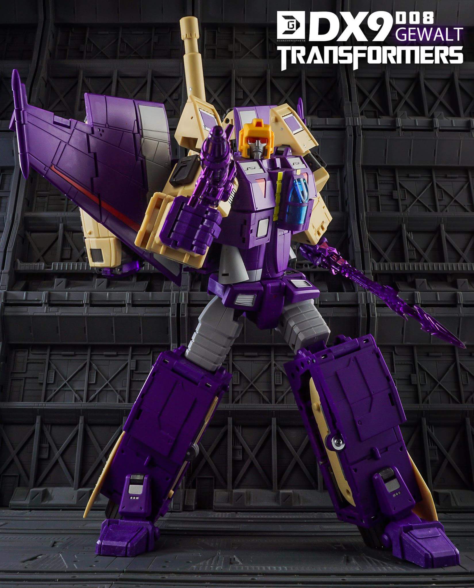 [Masterpiece Tiers] DX9 TOYS D-08 GEWALT aka BLITZWING - Sortie Juillet 2016 - Page 2 EGtDoYTO