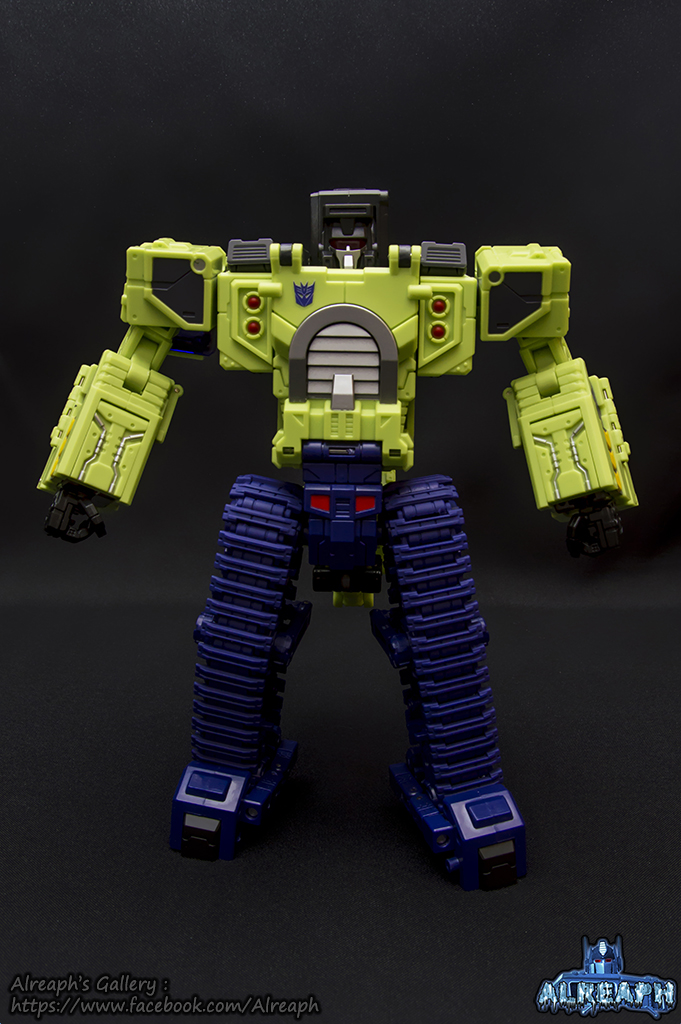 [Combiners Tiers] TOYWORLD TW-C CONSTRUCTOR aka DEVASTATOR - Sortie 2016 - Page 16 EVTYOkTP