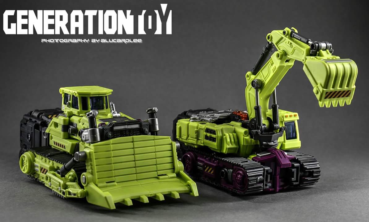 [Combiners Tiers] GENERATION-TOY GRAVITY BUILDER aka DEVASTATOR - Sortie 2015-2016 - Page 8 EgxgRWny