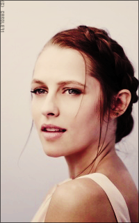 Teresa Palmer FFXvCkef