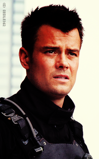 Josh Duhamel G17BrNiZ