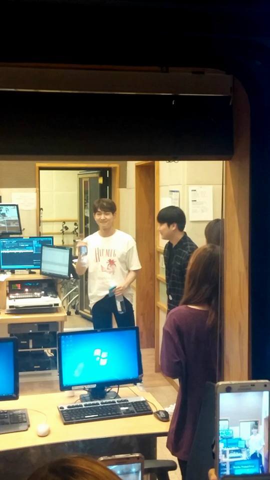 [IMG/160705] Onew @ DJ Especial - KBS Sukira Kiss The Radio GCisTE6z