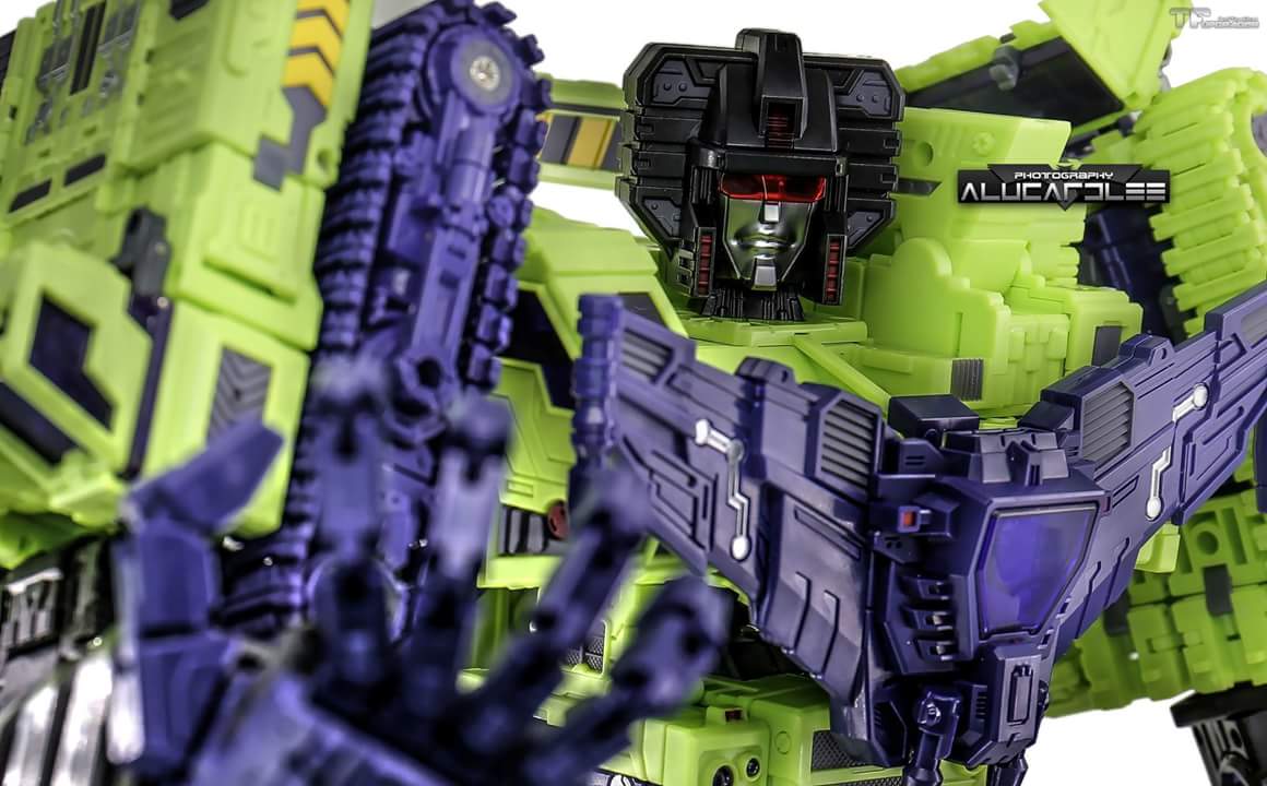 [Combiners Tiers] TOYWORLD TW-C CONSTRUCTOR aka DEVASTATOR - Sortie 2016 - Page 9 GPcfkbs2