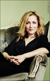 Gillian Anderson GaXh8may