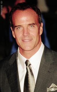 Richard Burgi HHgJoNkU