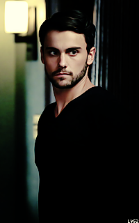 Jack Falahee HNDvreF5