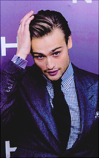 Douglas Booth HQFooFfE