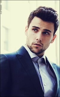 Jack Falahee IY90Esfz