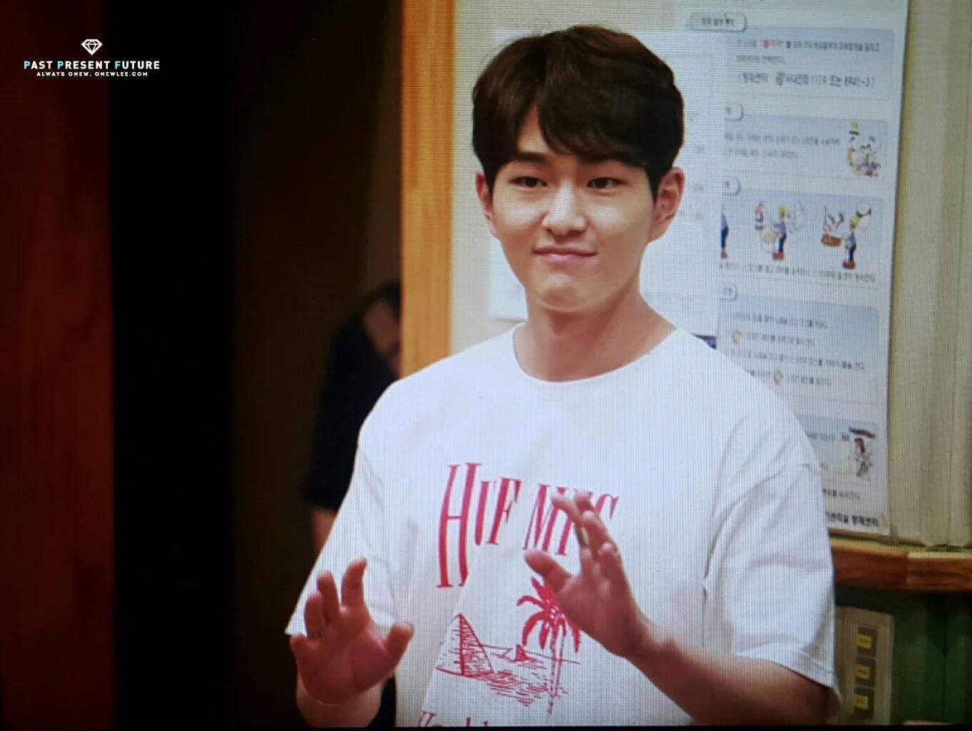 [IMG/160705] Onew @ DJ Especial - KBS Sukira Kiss The Radio JSvAFxSS