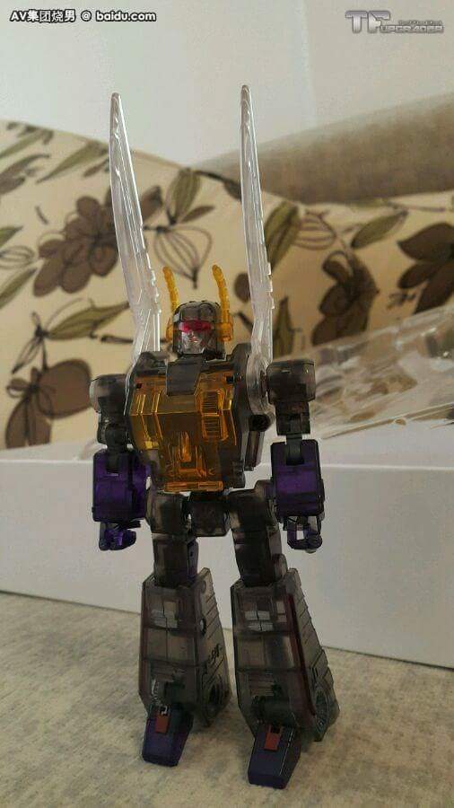 [Masterpiece Tiers] BADCUBE EVIL BUG CORP CLEAR aka INSECTICONS - Sortie Novembre 2015 JV9LLMhb