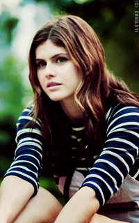 Alexandra Daddario JX7z0tJM