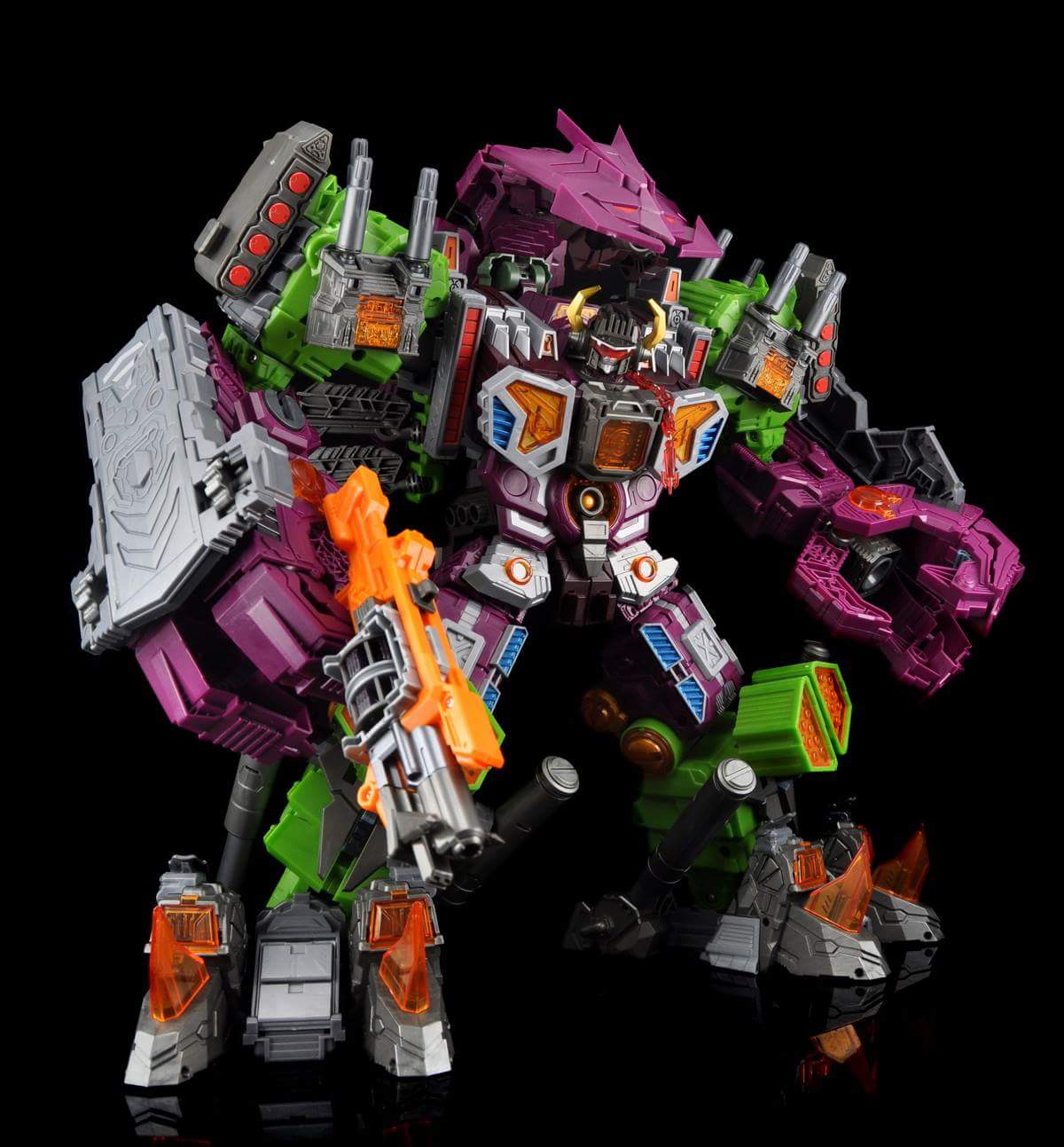 [Masterpiece Tiers] MAKETOYS MCB-03 PANDINUS aka SCORPONOK - Sortie Avril 2016 Kb54gy2p