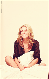 Elizabeth Mitchell KouKCh3t