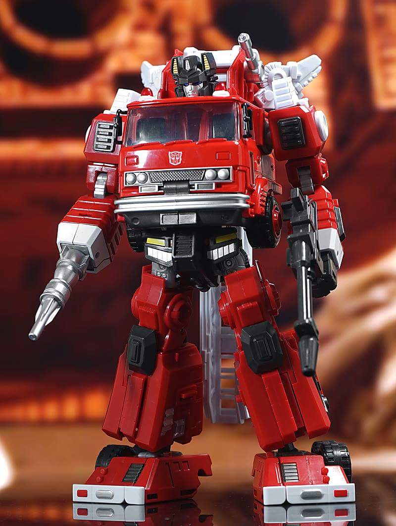 [Masterpiece Tiers] MAKETOYS MTRM-03 HELLFIRE aka INFERNO - Sortie Fevrier 2016 - Page 3 LOH5naxK