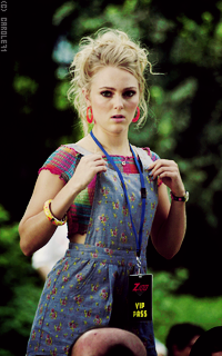 Annasophia Robb MHPcBMxg