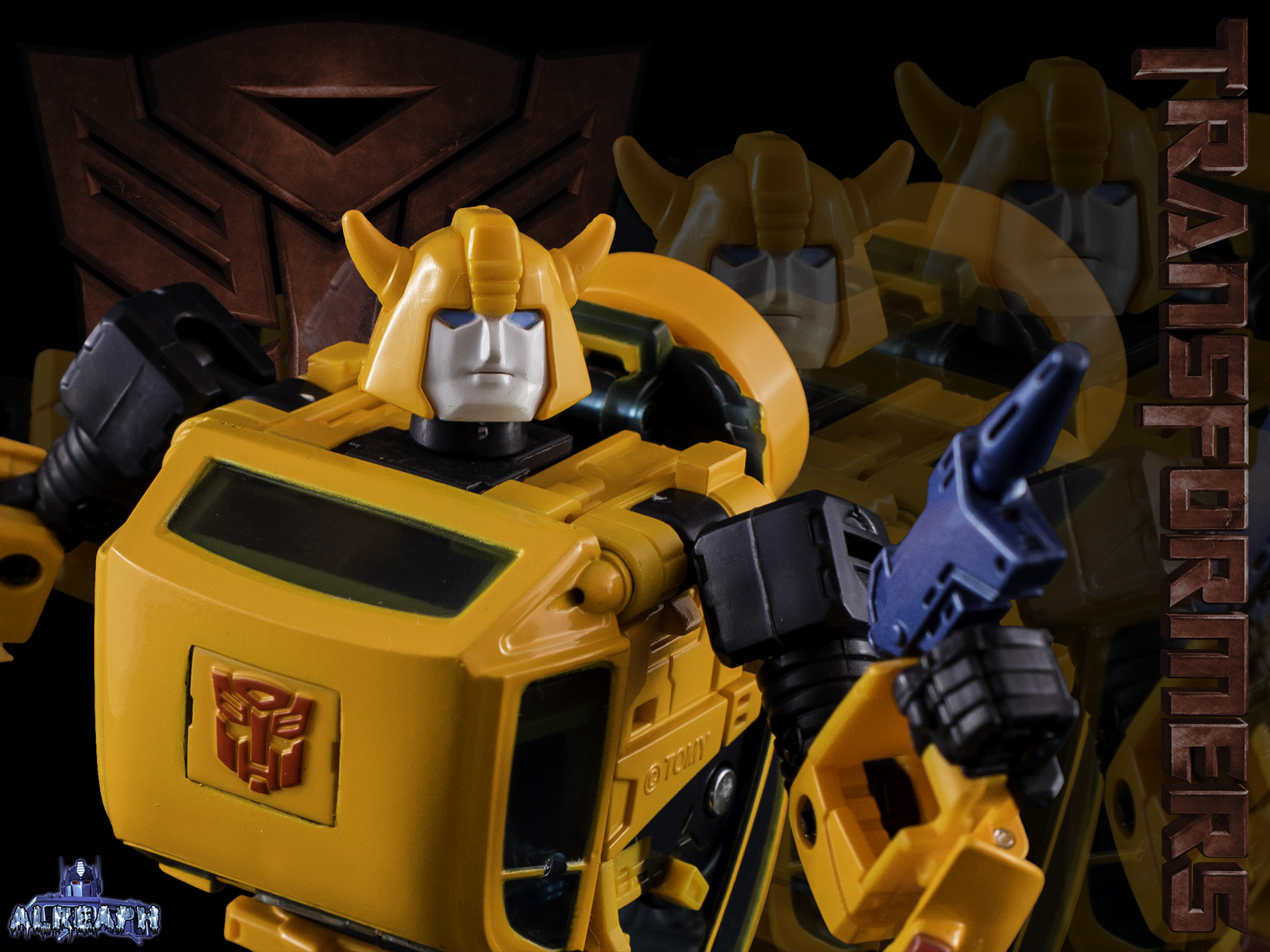 [Masterpiece] MP-21 Bumblebee/Bourdon (jaune) ― MP-21G Bumblebee/Bourdon G2 (or) ― MP-21R Bumblebee/Bourdon (rouge) - Page 4 MMjWZ79o