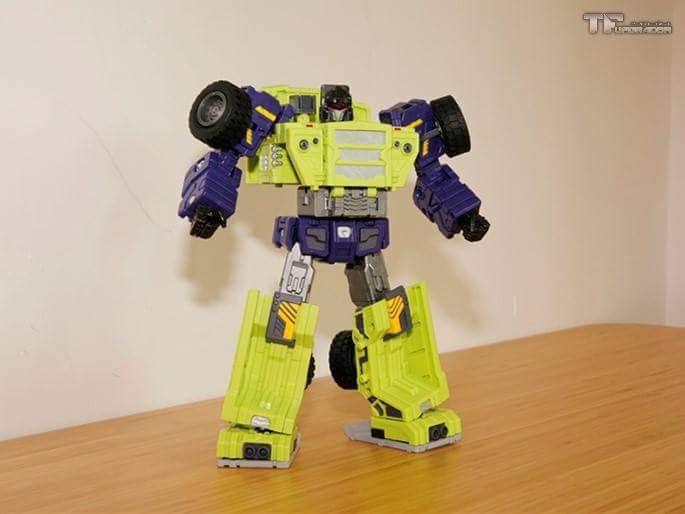 [Toyworld] Produit Tiers - Jouet TW-C Constructor aka Devastator/Dévastateur (Version vert G1 et jaune G2) - Page 8 MvZxDOCu