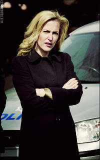 Gillian Anderson MwzZECSf