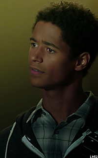 Alfred Enoch  NGSdzj0L