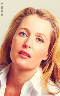 Gillian Anderson NVfKA5lW